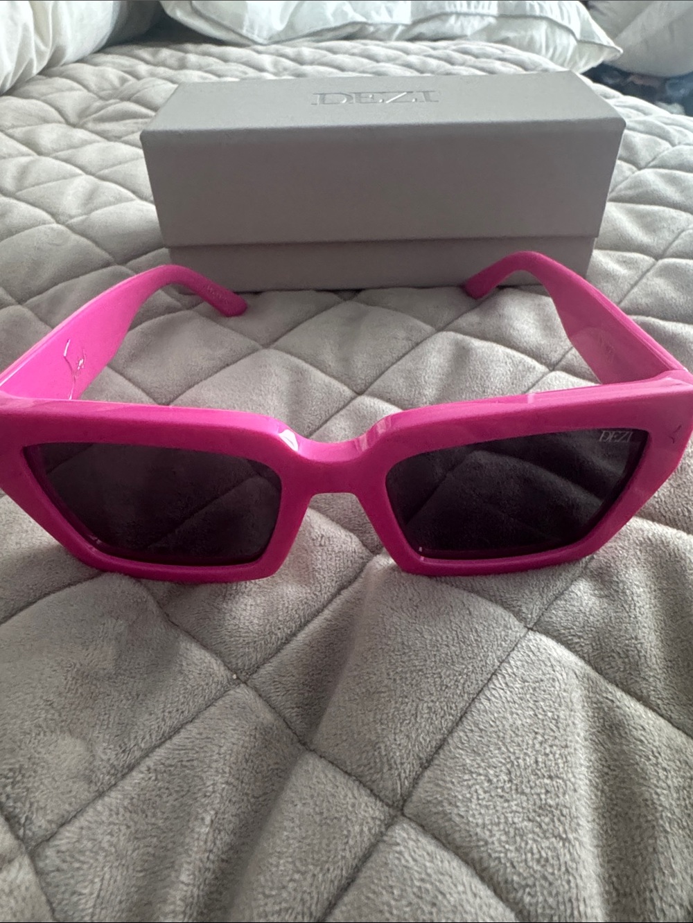 DEZI Switch Bright Pink Sunglasses